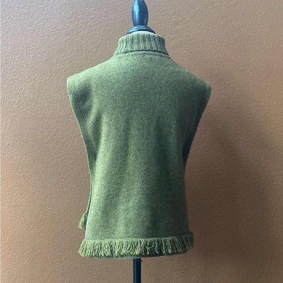 Bonpoint Girls Yak Wool/Wool Olive Turtleneck Sleeveless Sweater Poncho Size 12 - Picture 7 of 10